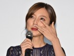 『青の帰り道』完成披露上映会に登壇した真野恵里菜