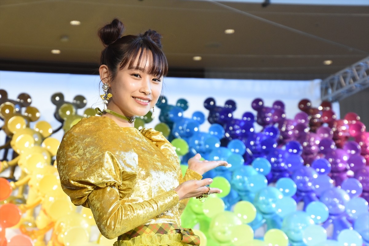 高橋愛、ミッキー風お団子ツインヘアを披露