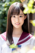 『井本彩花2019年カレンダー』先行カット