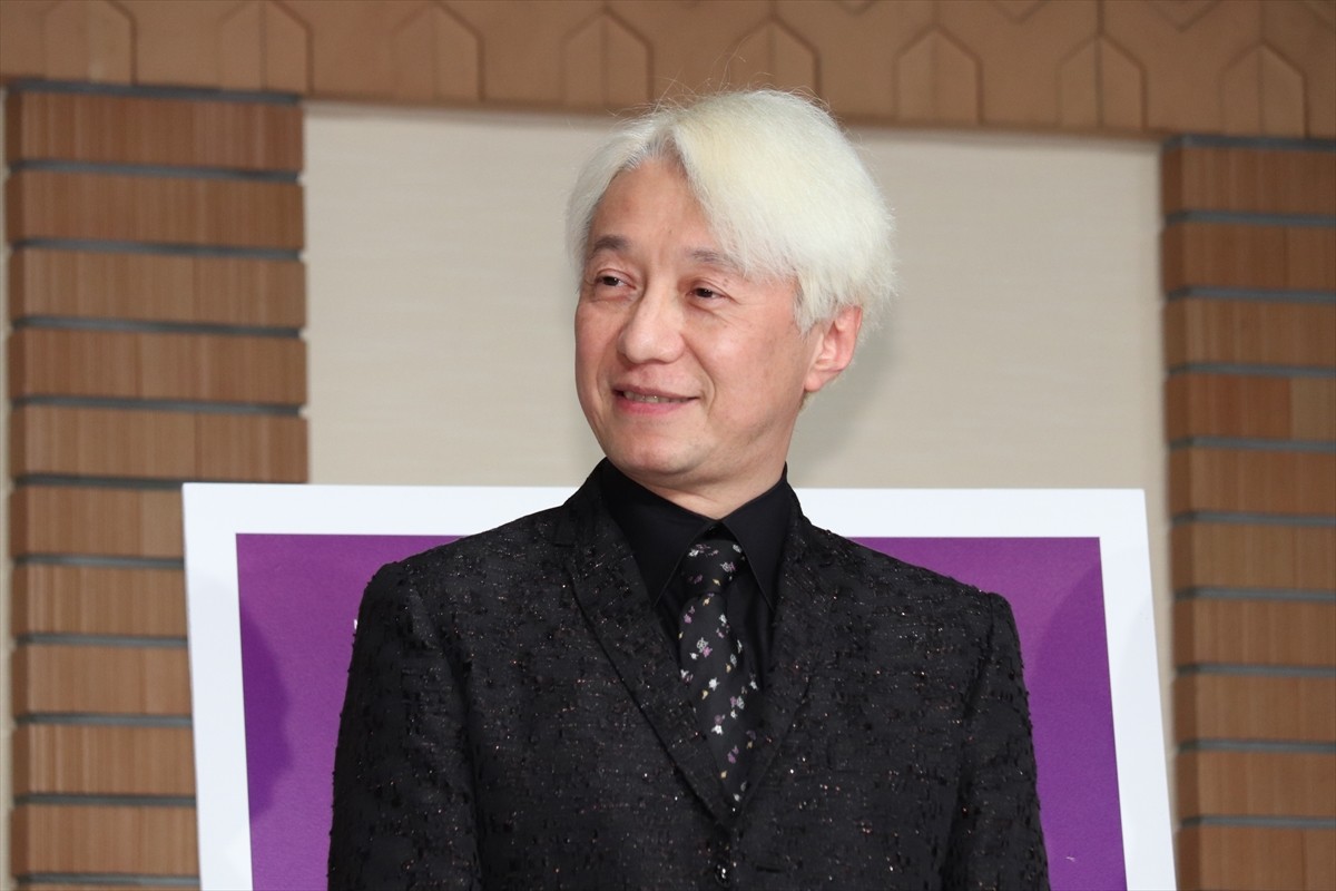 稲垣吾郎、異常性欲に悩む小説家役「愛がむき出しになった僕を楽しんで」