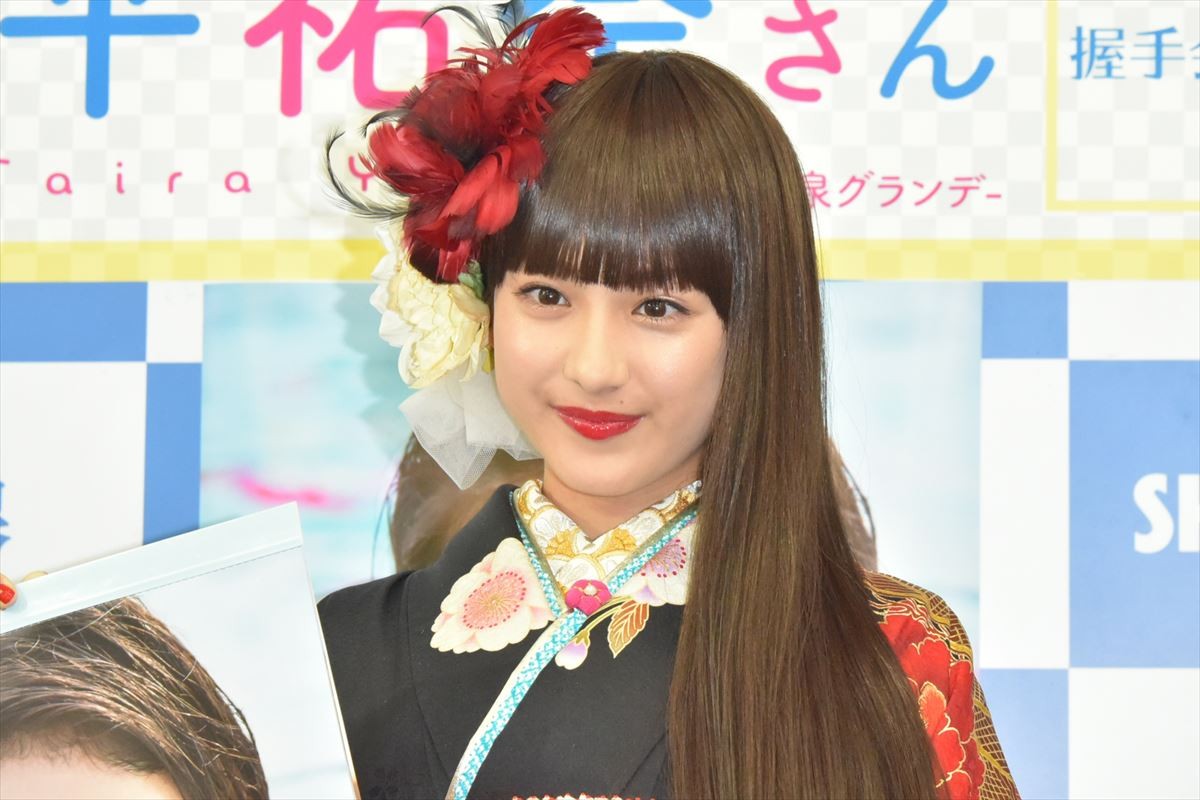 平祐奈、20歳解禁の炭酸で喉ガラガラ　お酒挑戦は「だいぶ先」  　