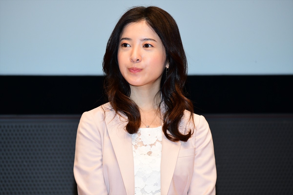 吉高由里子、ギャン泣きを告白　役者業は「悩みだらけじゃない？」