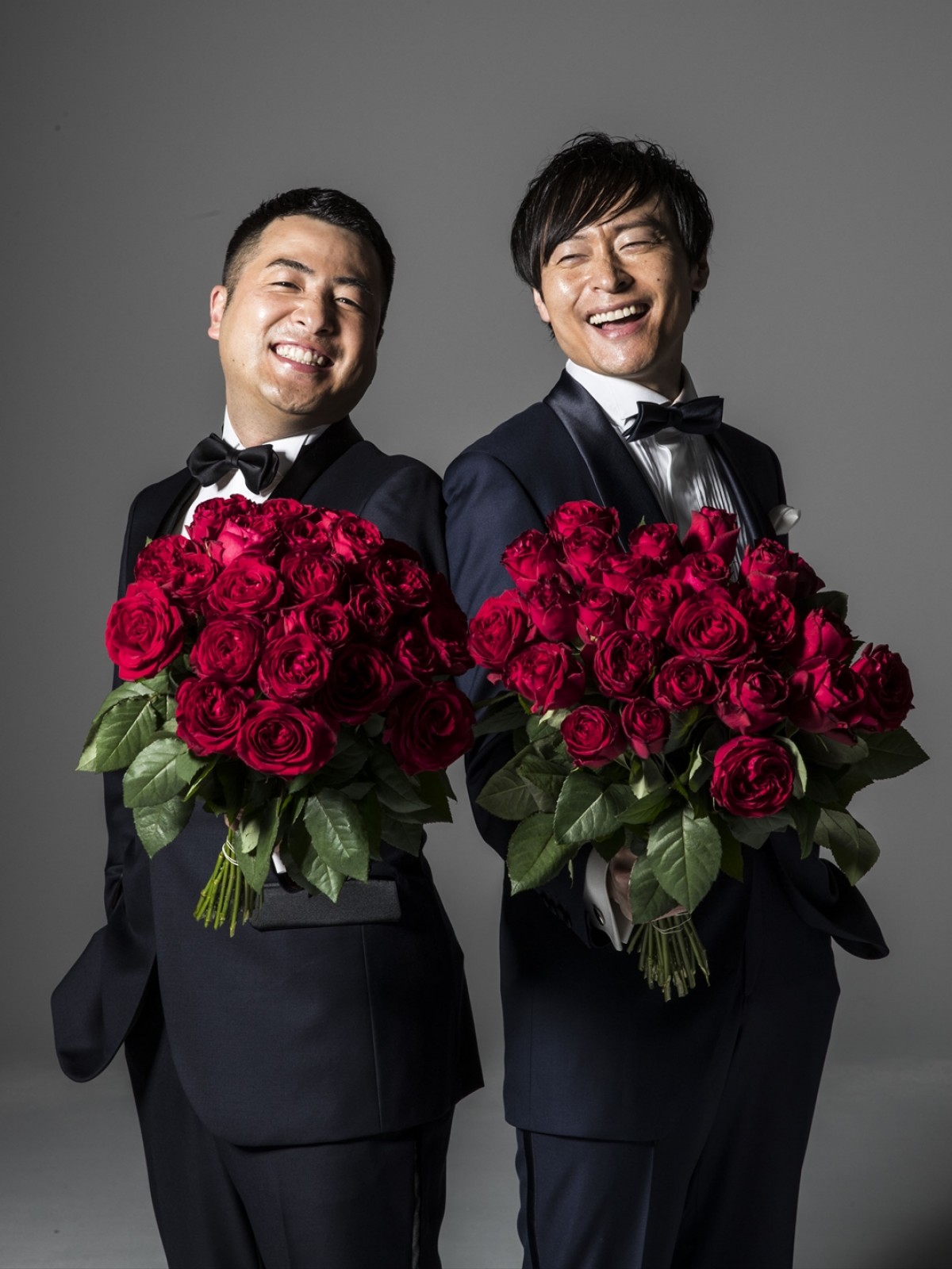 和牛・水田＆川西、タキシード姿で理想の結婚相手を告白