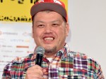 ラルクTETSUYA、くっきーと初対面！ 贈られた衝撃の似顔絵に反応は…