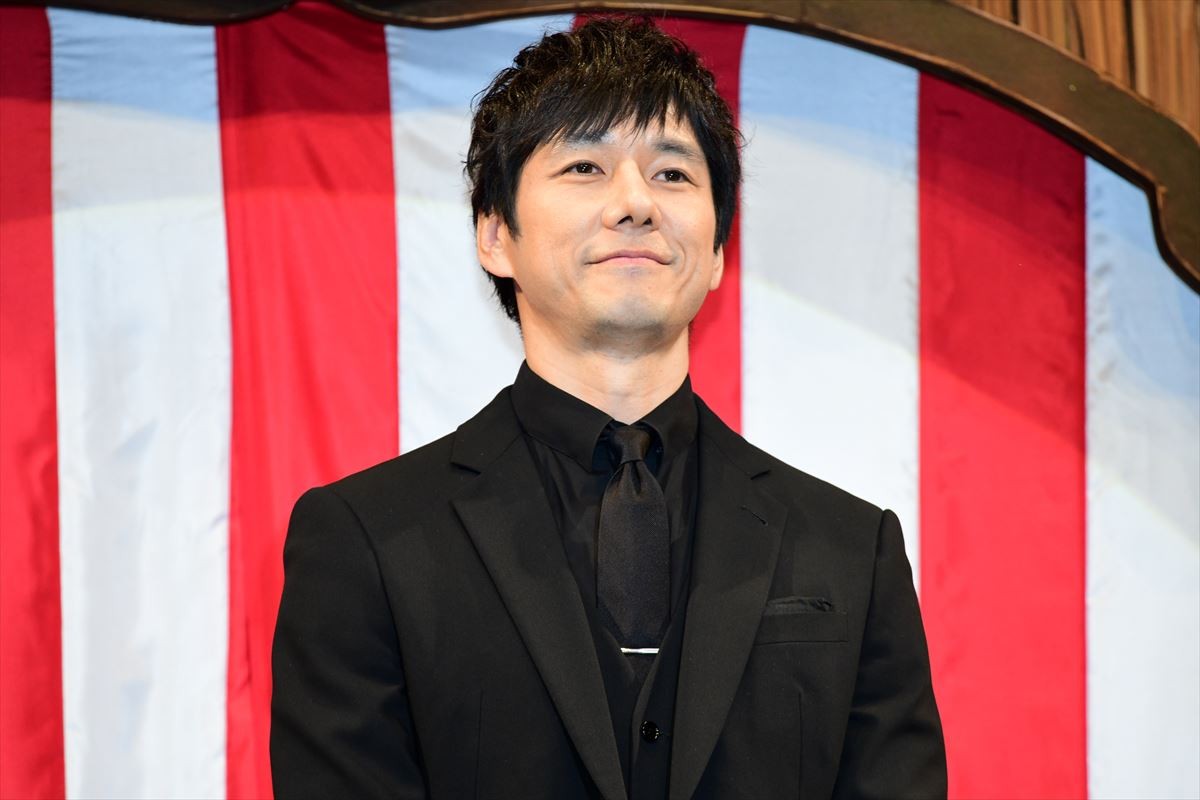 西島秀俊、コリン・ファレル＆ティム・バートン監督に「テンション高くびっくり」