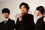 『居眠り磐音』初日舞台挨拶に登壇した柄本佑