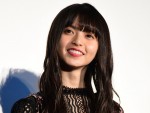 【写真】乃木坂46・齋藤飛鳥、ウエディングドレス姿に反響「結婚してください」