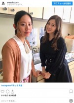 大西礼芳、白石麻衣の保健室ショット　※『俺のスカート、どこ行った？』インスタグラム