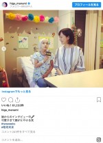 娘役の稲垣来泉と比嘉愛未 ※「比嘉愛未」インスタグラム