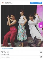 石橋穂乃香（右）　※『今夜くらべてみました』インスタグラム