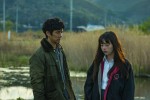 映画『風の電話』西島秀俊とモトーラ世理奈の場面写真