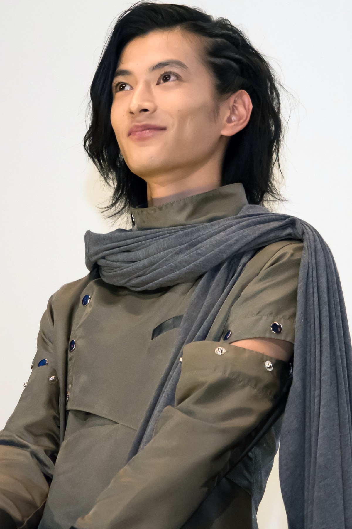  ISSA、仮面ライダー変身ポーズを生披露「また涙してしまいました」