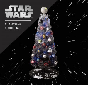 「スター・ウォーズ」クリスマスツリー発売　人気キャラの3Dオーナメントがセット