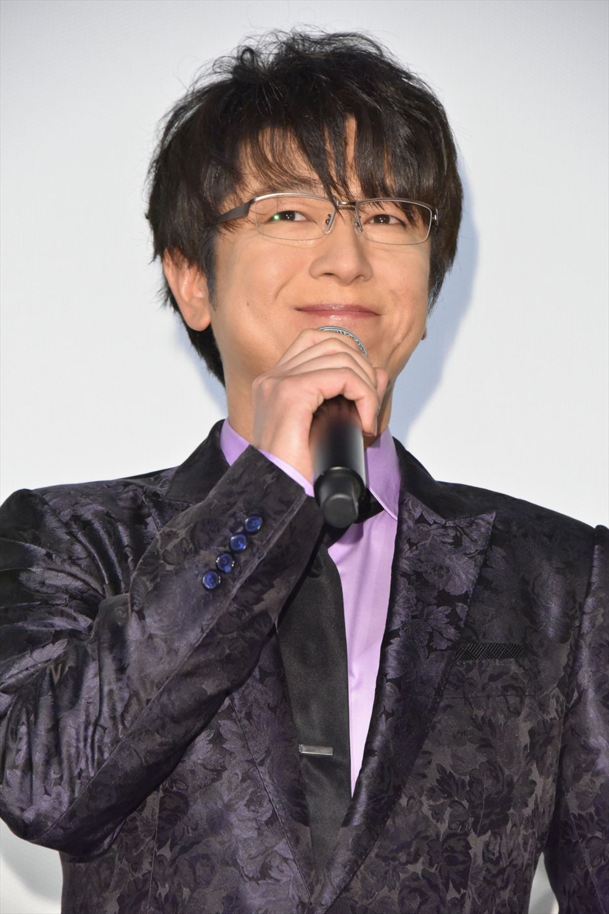 星野源、「インスタグラム始めました」ナマ報告にファン歓声