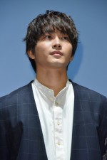 『いのちスケッチ』公開記念舞台挨拶に登壇した佐藤寛太