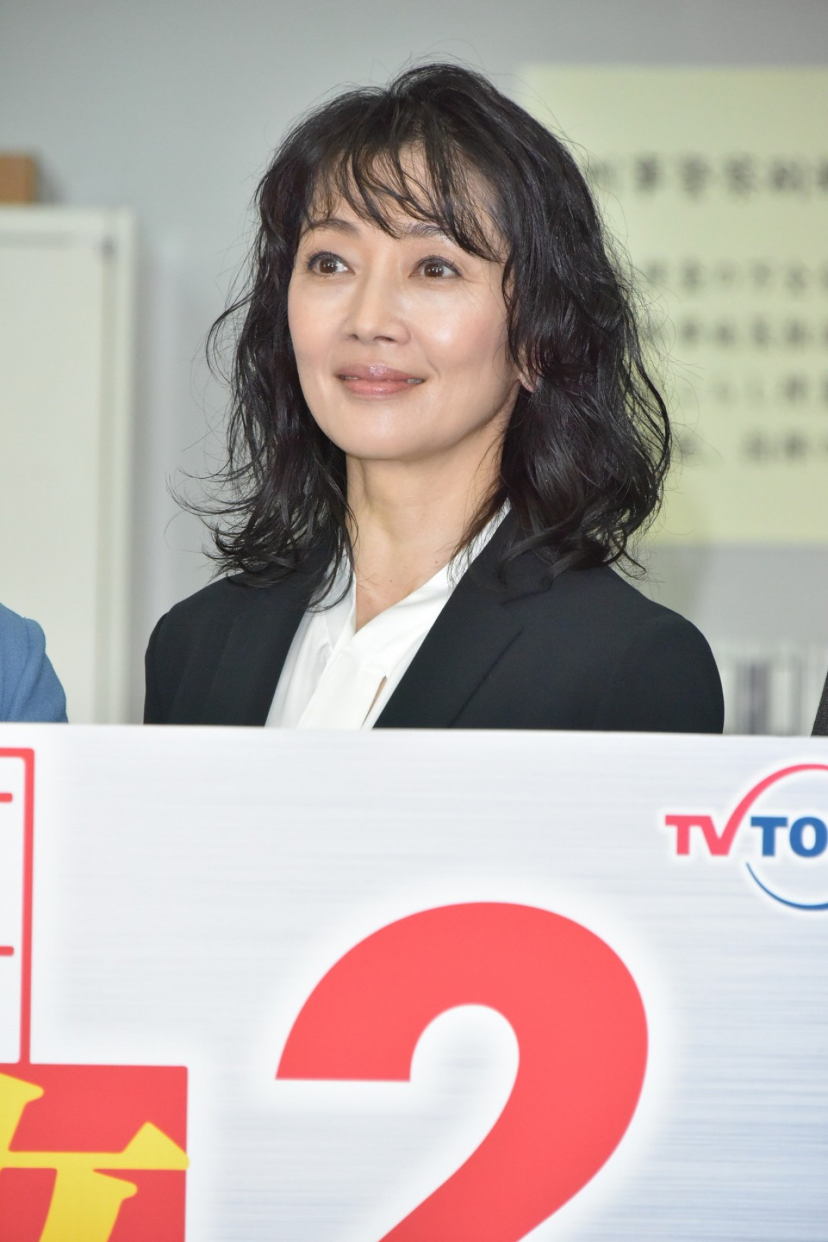 名取裕子、イケメン俳優たちに囲まれうっとり「目の栄養です」