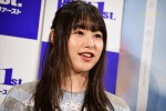 桜井日奈子、「桜井日奈子カレンダー2020」発売記念握手会に登場