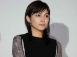 スペシャルドラマ『教場』舞台あいさつに登場した川口春奈