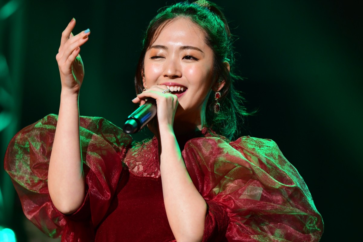 鈴木愛理、東名阪ライブツアースタート「まだまだ忘年している場合じゃない」