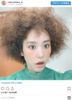 桐谷美玲が以前投稿した衝撃の“鳥の巣”ヘア ※「桐谷美玲」インスタグラム