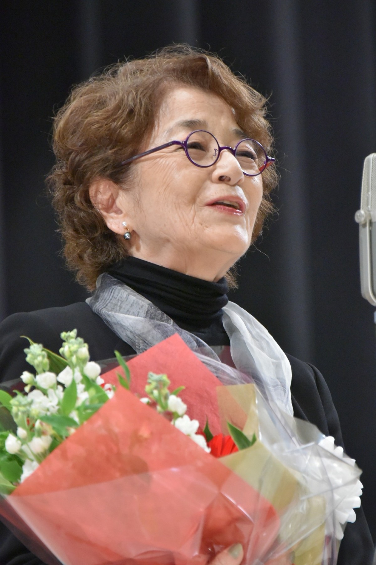 前田敦子、艶やかな着物姿で登場　女優賞受賞に歓喜「映画の世界はたまらない」