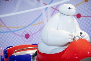 TDL『ベイマックス』アトラクション実写写真を初公開！　ロボットに秘密が