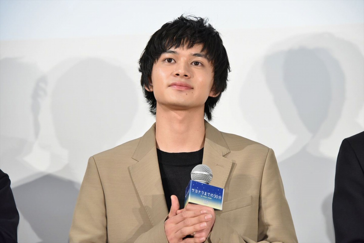 北村匠海、合唱サプライズに感激して涙ぬぐう「普通にビックリ仰天！」