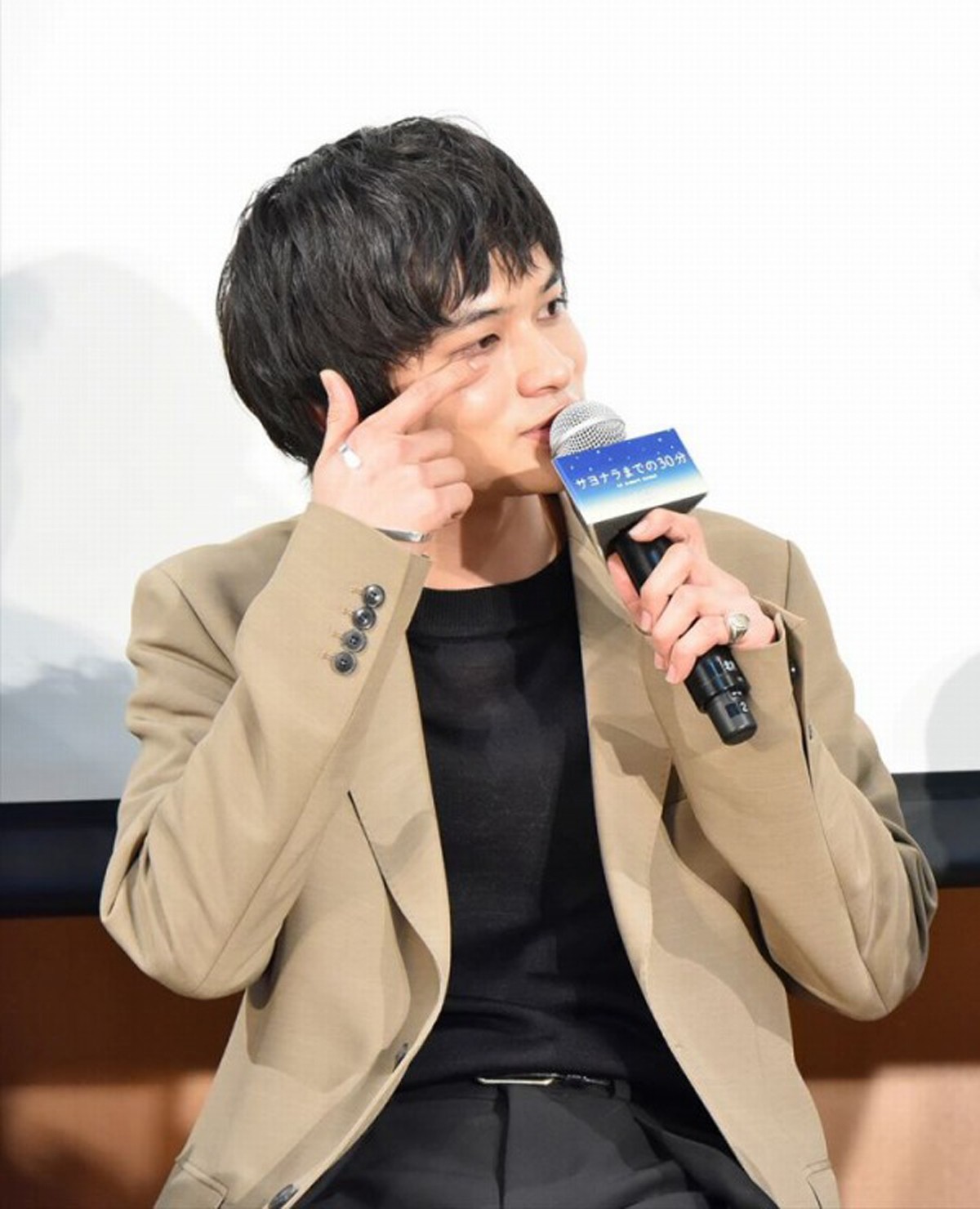 北村匠海、合唱サプライズに感激して涙ぬぐう「普通にビックリ仰天！」