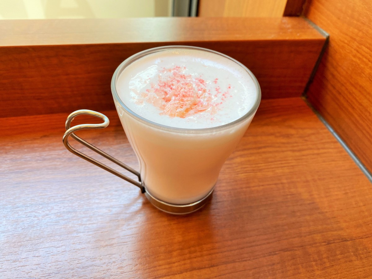 人気チェーン店の春限定“桜ドリンク”