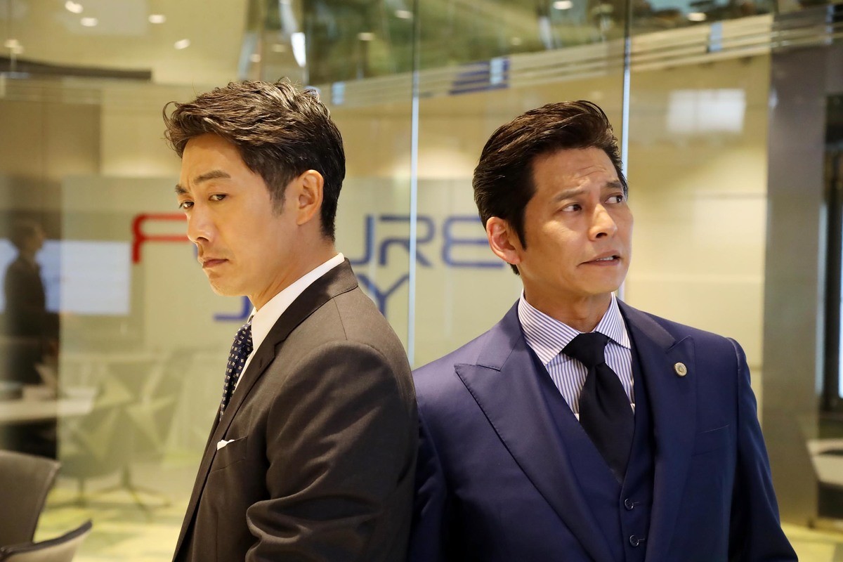 『SUITS／スーツ2』第1話豪華ゲスト陣の新カット　反町隆史は21年ぶり月9登場