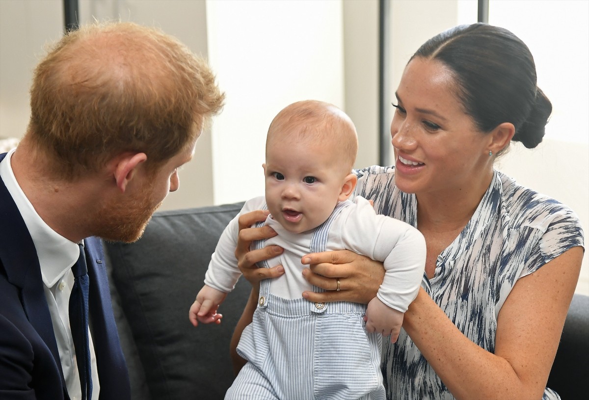 ヘンリー王子＆メーガン妃、英王室内で“息子の肌の色”を懸念する声があったことを告白