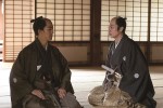 映画『燃えよ剣』場面写真（左から）松平容保役の尾上右近、徳川慶喜役の山田裕貴