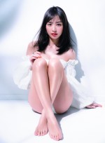 【写真】内田理央、つややかな美脚披露！ “だーりお流ボディキープ術”を解説