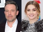 熱愛中のベン・アフレック＆アナ・デ・アルマス、ベンの子どもたちとバカンスへ