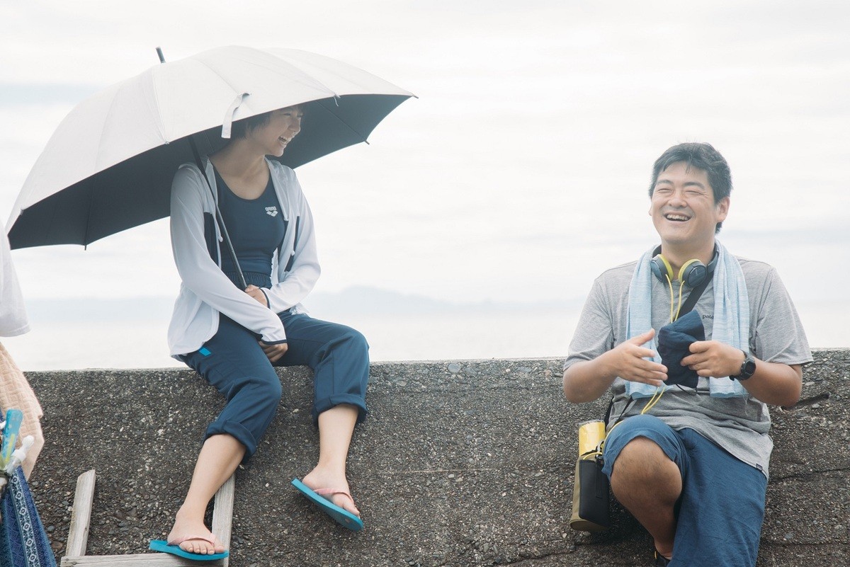 上白石萌歌、弾ける笑顔を見せる！『子供はわかってあげない』メイキング写真到着