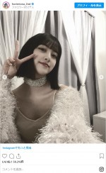 堀未央奈、オフの日のお遊びメイクショット　※乃木坂46・堀未央奈2nd写真集『いつかの待ち合わせ場所 』公式インスタグラム