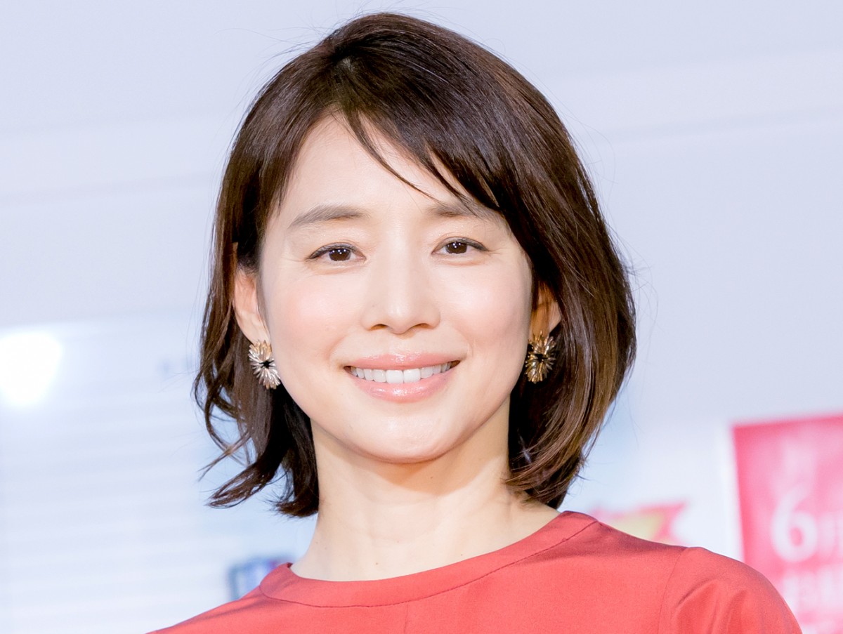 石田ゆり子、自宅での「だらけた自分」公開　ファン共感「親近感しかない」