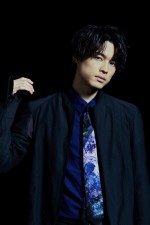 プレミアムドラマ『一億円のさようなら』に出演する松村北斗（SixTONES）