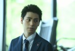 金曜ドラマ『MIU404』第6話での村上虹郎の場面写真