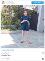 トリンドル玲奈、キュートなデニムのワンピース姿　※「トリンドル玲奈」インスタグラム