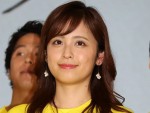 【写真】久慈暁子アナ、マスク姿披露に反響「美しさが漏れてます」