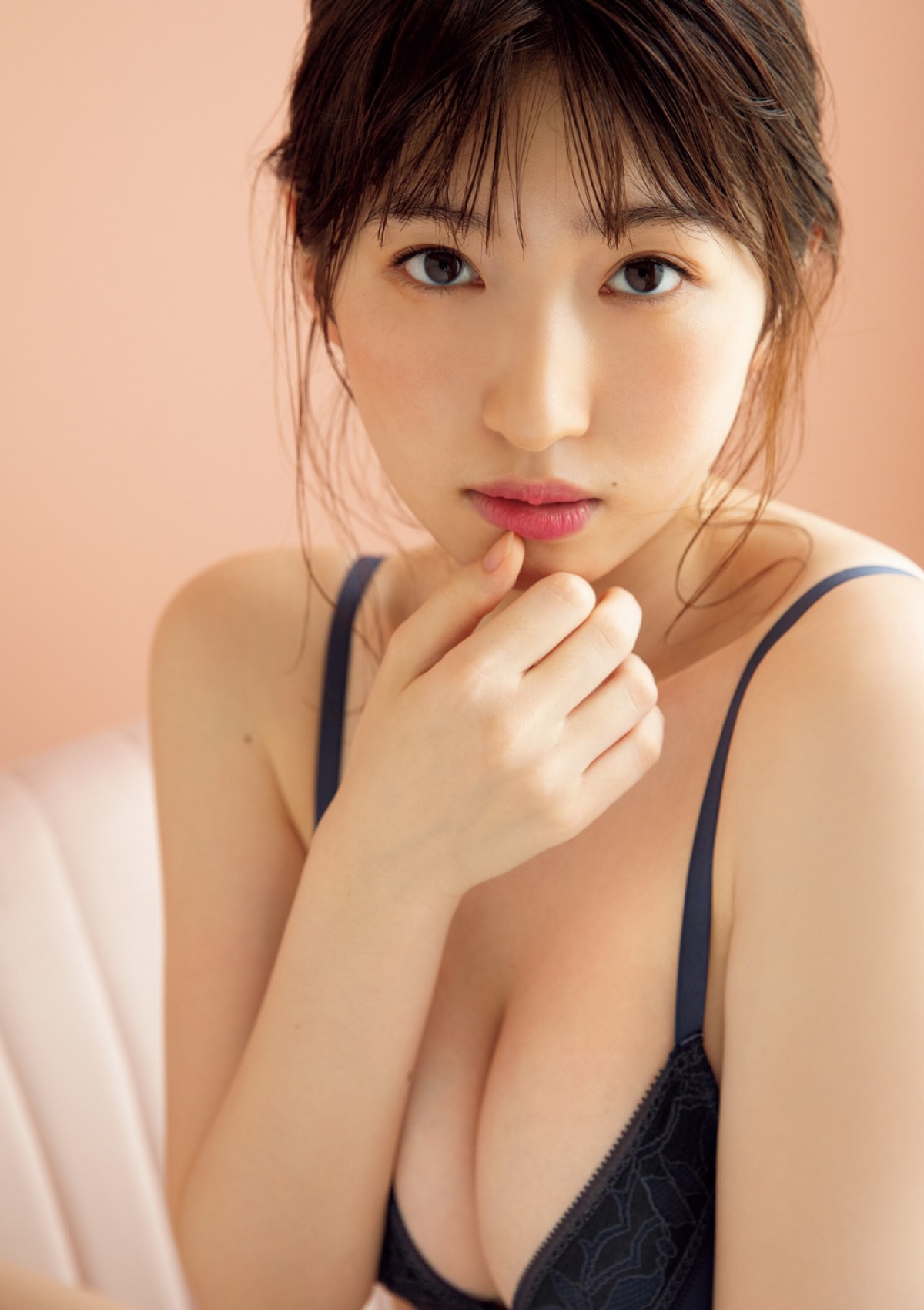 “無敵のグラドル”高崎かなみ、圧巻のセクシーボディーで魅了