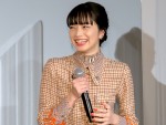 小松菜奈、映画『糸』初日舞台あいさつに登壇