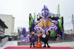 【写真】高橋洋子が初号機の手の平で熱唱 「エヴァンゲリオン京都基地」OPイベント