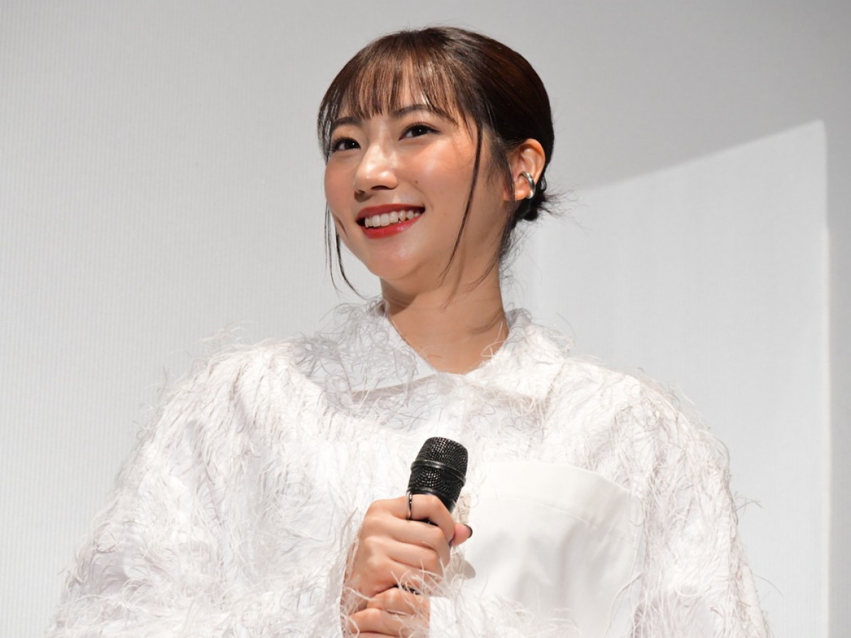 武田玲奈、誰とも会わずに撮影した主演作『真･鮫島事件』に自信 「新しいタイプのホラー」