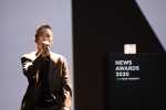 「NEWS AWARDS 2020」話題の人・アイドル・アーティスト部⾨を受賞した瑛⼈