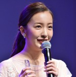 【写真】新婚の板野友美、ウエディングドレス姿に反響「旦那さん羨ましい」「世界一の花嫁」