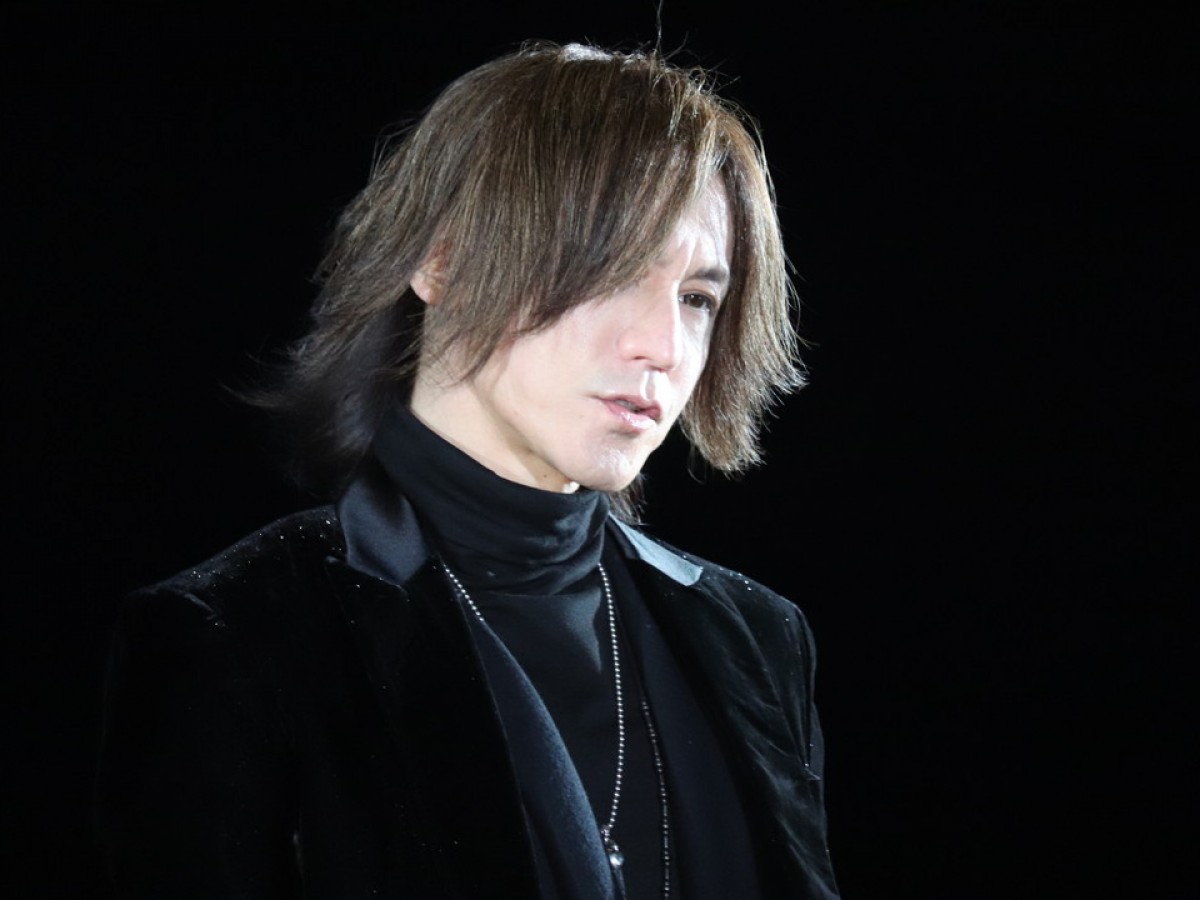 LUNA SEA、動く等身大ガンダムの前で生演奏　SUGIZO「問答無用で涙した」