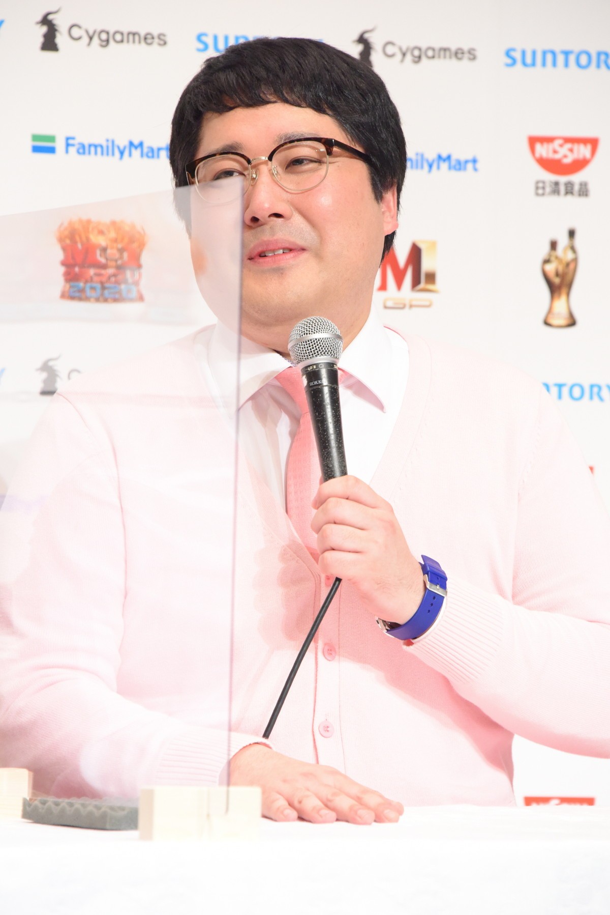 マヂカルラブリーがM‐1優勝　野田クリスタル「お笑い王になりたい」