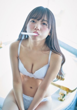 齊藤京子ソロ写真集『齊藤京子1st写真集 とっておきの恋人』